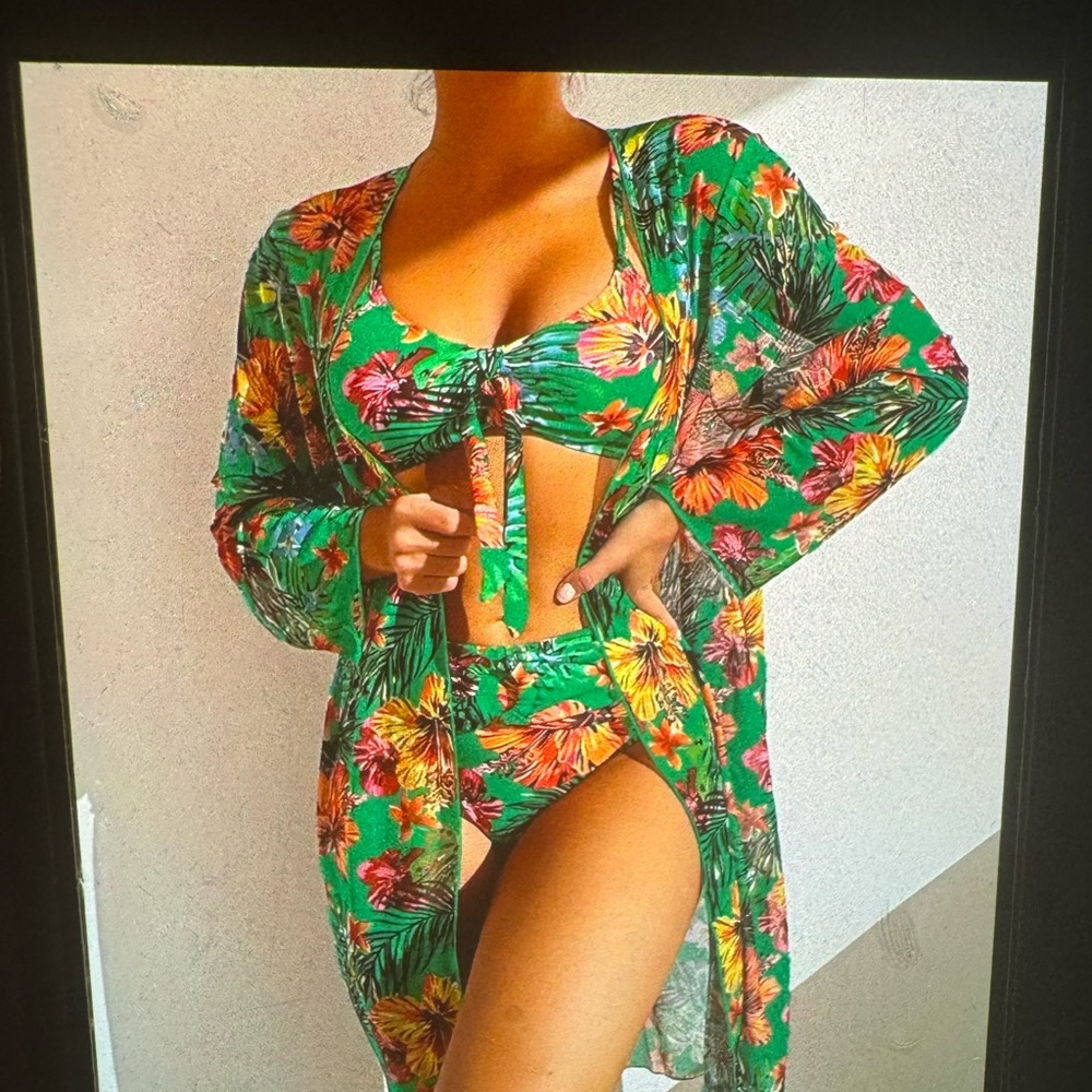 Brand new, size L - 3 PC bikini and long sleeve cover-up, tropical print
